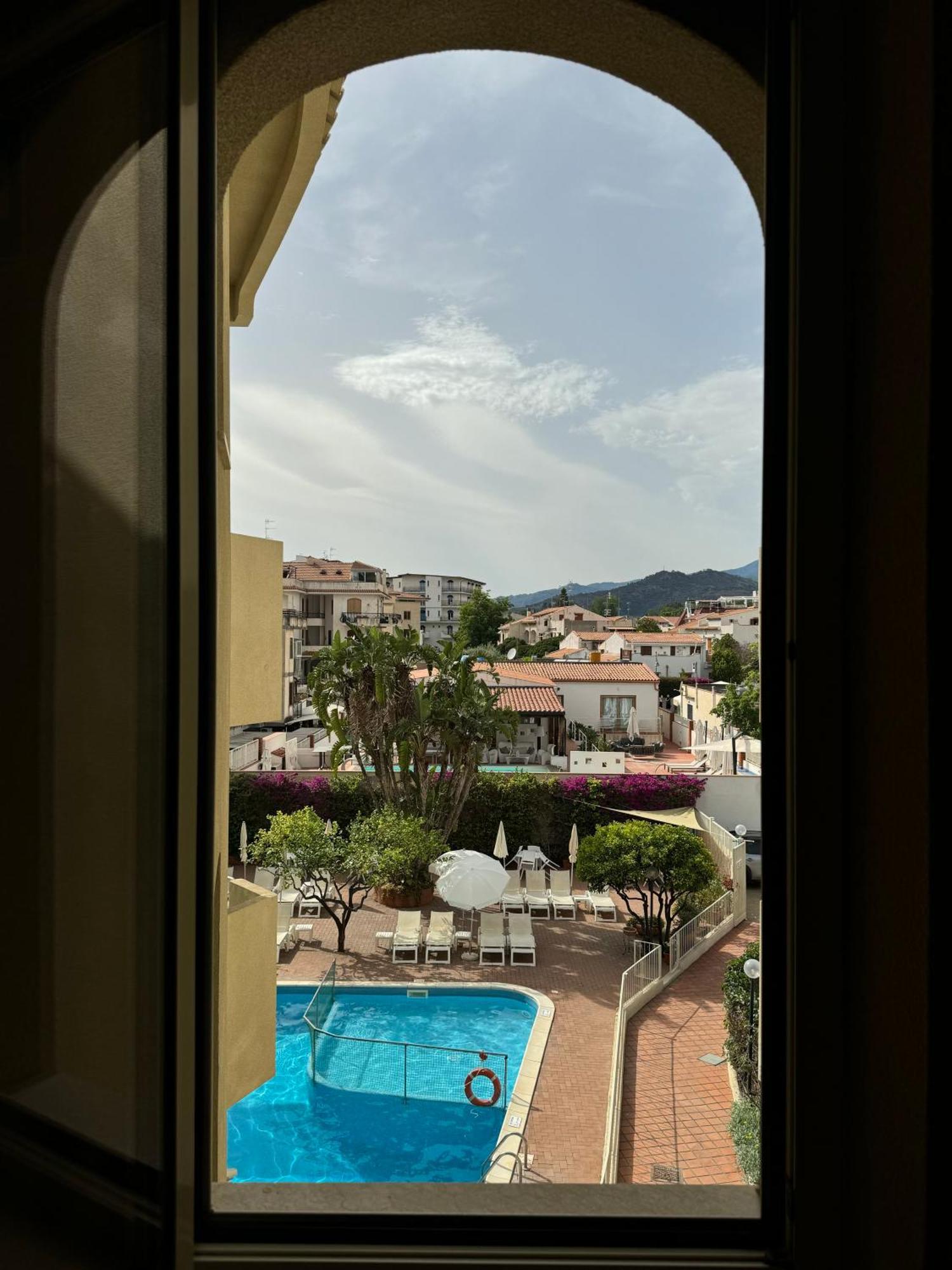 Nettuno Appart hôtel Giardini-Naxos