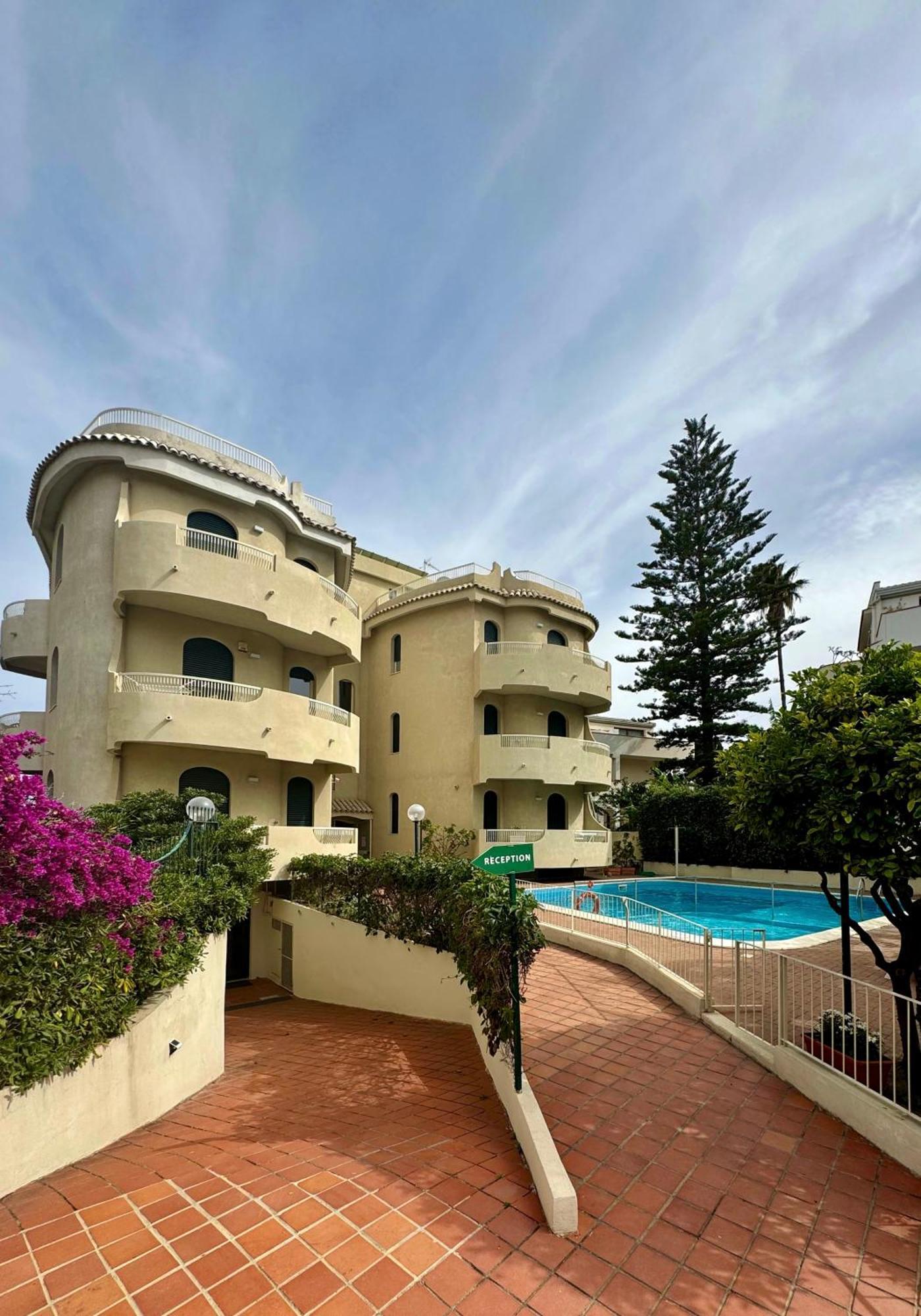 Appart hôtel Nettuno Giardini-Naxos
