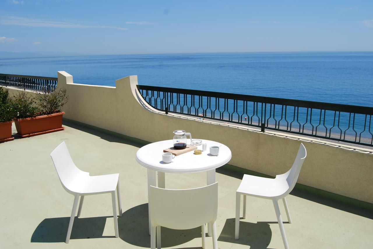 Nettuno Appart hôtel Giardini-Naxos